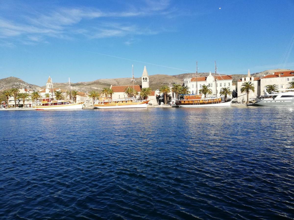 Apartments Luki Trogir Luaran gambar